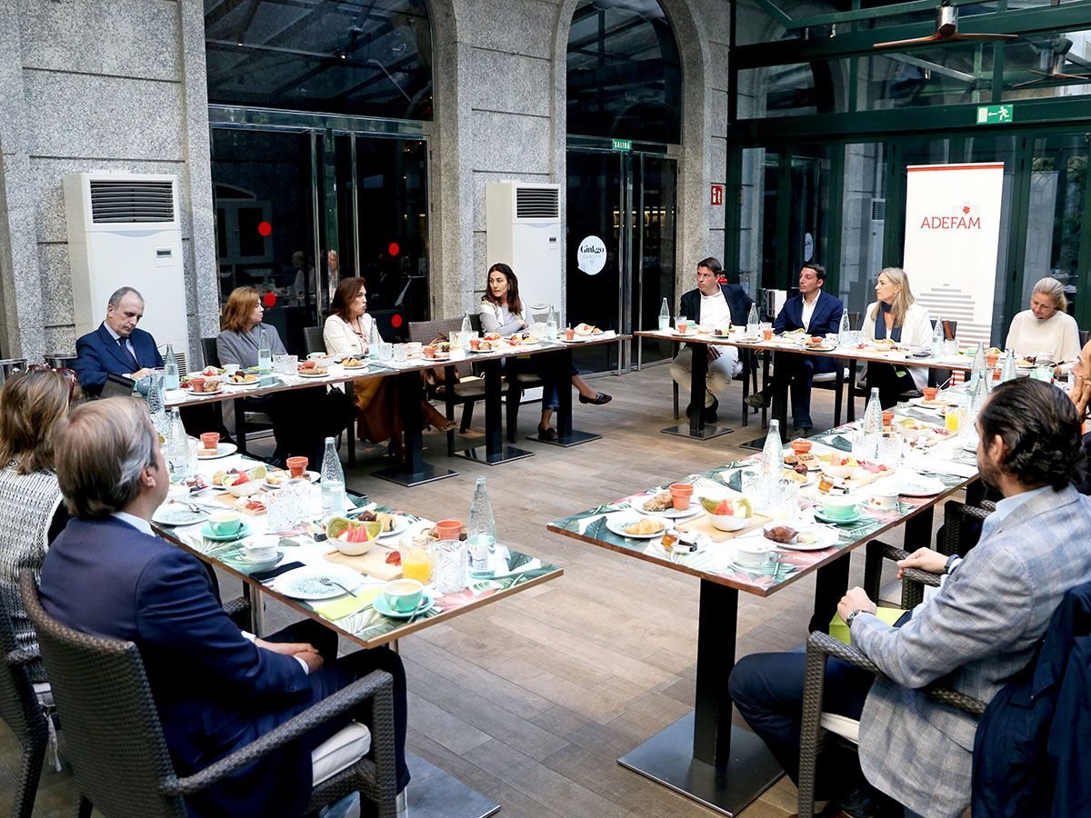 ADEFAM-se-reúne-con-empresas-de-los-sectores-de-alimentación,-hostelería,-turismo-y-comercio ADEFAM-se-reúne-con-empresas-de-los-sectores-de-alimentación,-hostelería,-turismo-y-comercio
