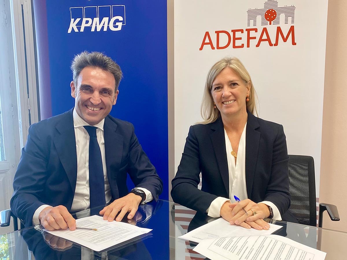 ADEFAM-y-KPMG-renuevan-colaboracion ADEFAM-y-KPMG-renuevan-colaboracion