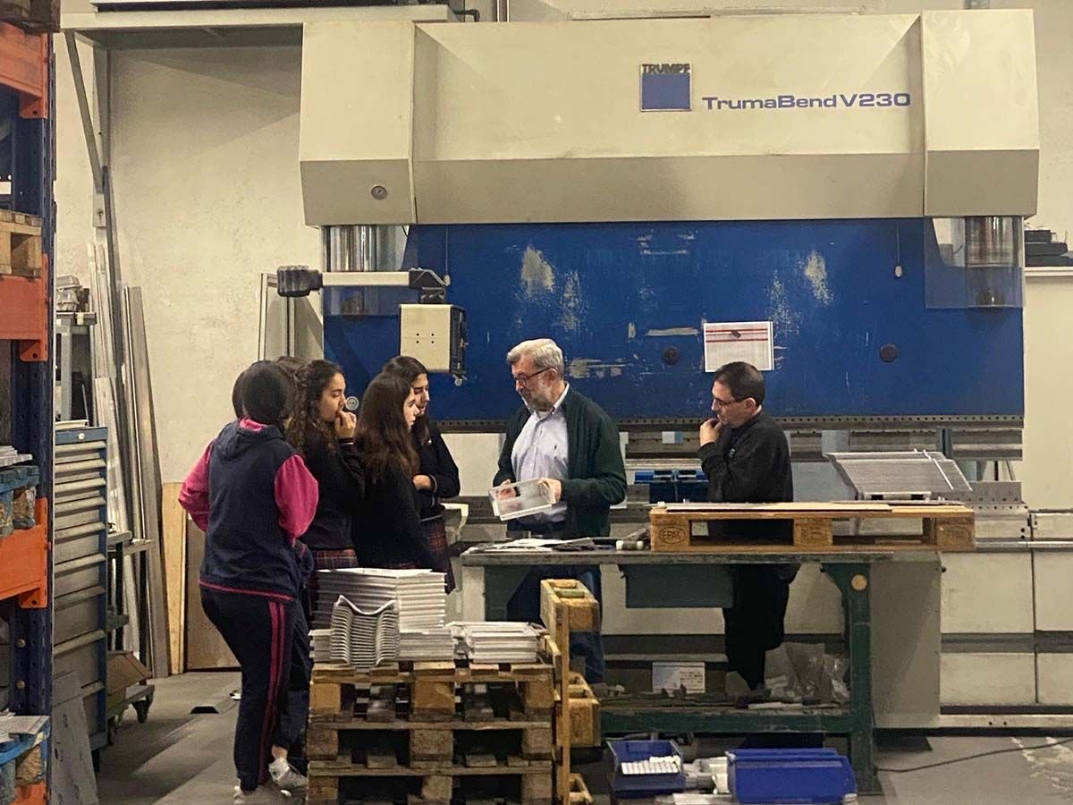 Industrias Balmes participa por primera vez en el programa Empresa Familiar en las Aulas