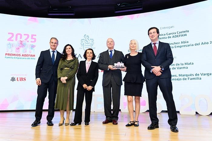 Familia-Empresaria-del-Año_VARMA