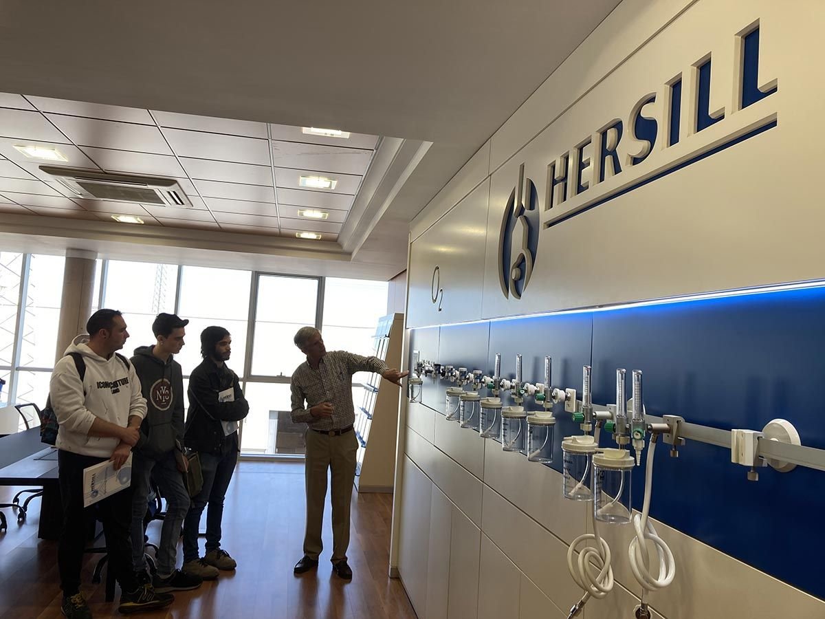 Hersill, empresa asociada a ADEFAM, participa por segunda vez en esta edición del programa Empresa Familiar en las Aulas