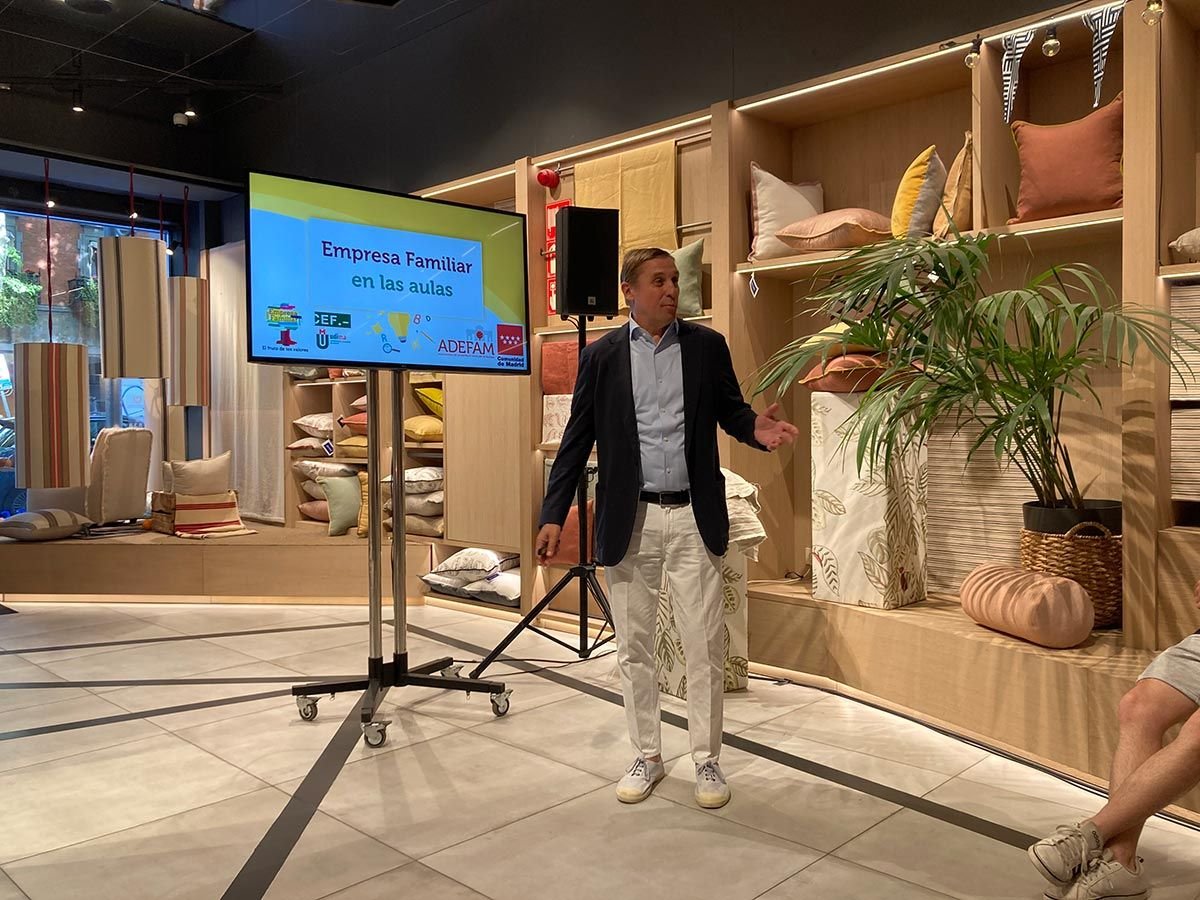 24 alumnos de 4º de ESO del IES Ramiro de Maeztu visitan Gancedo dentro del Programa Empresa Familiar en las Aulas