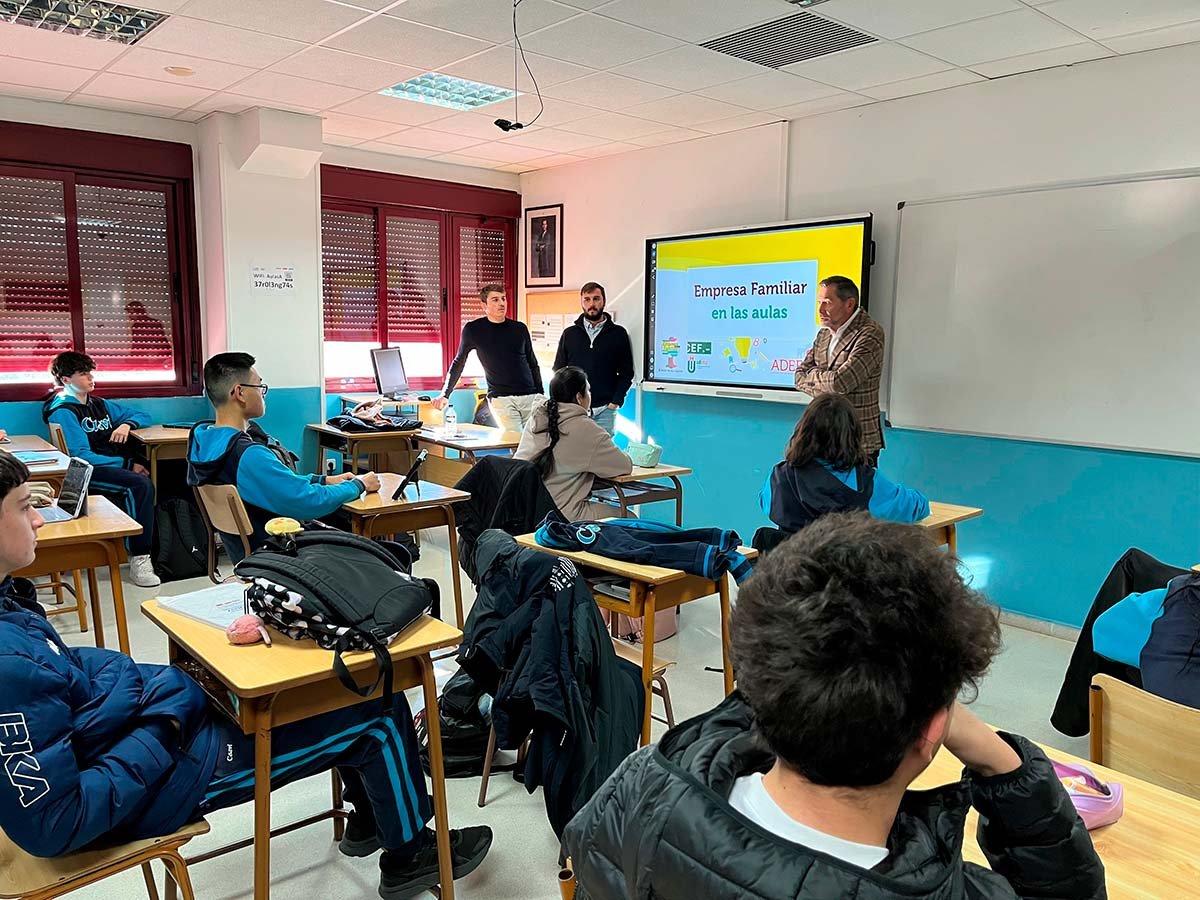 AFAR4 participa junto al Eurocolegio Casvi de Villaviciosa de Odón en la 4ª edición el Programa Empresa Familiar en las Aulas