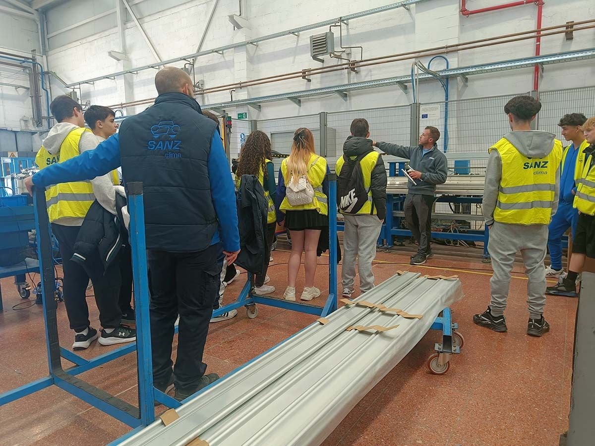 Sanz Clima participa en el Programa Empresa Familiar en las Aulas con el IES Carpe Diem en Fuenlabrada