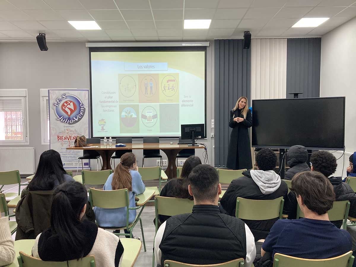 Ramos Industria del Vidrio participa en el programa Empresa Familiar en las Aulas