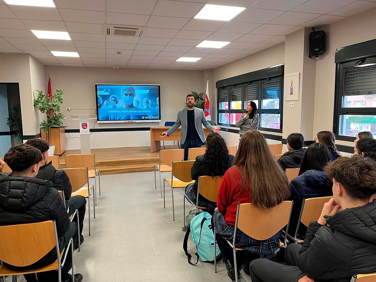 Uniteco participa por primera vez en el programa Empresa Familiar en la Aulas